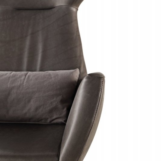 GENTLEMAN Armchairs