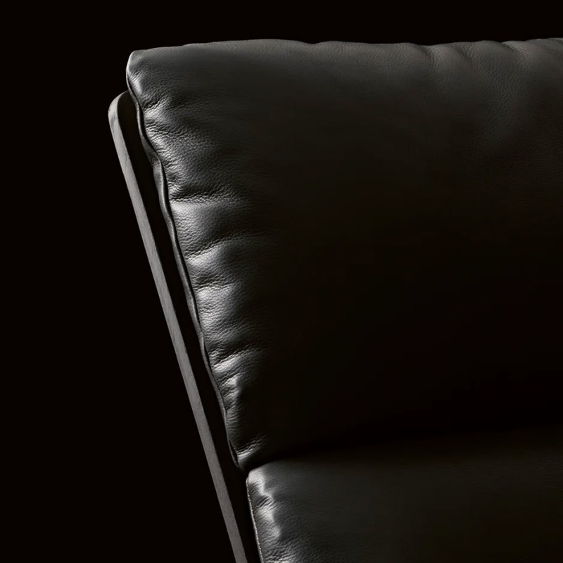 Attimo Armchairs