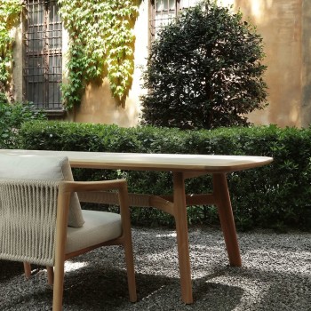 Curve Dining Tables