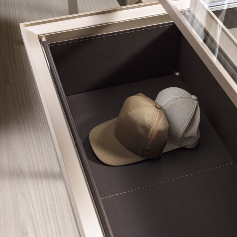 DD-18148 Walk-in Closets