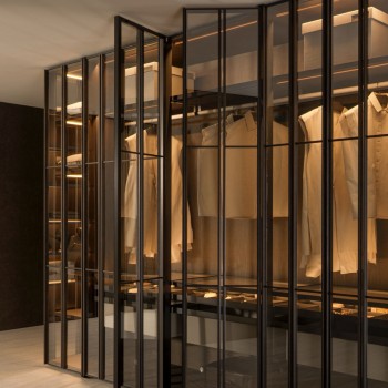 DD-18152 Walk-in Closets