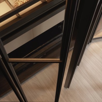 DD-18152 Walk-in Closets