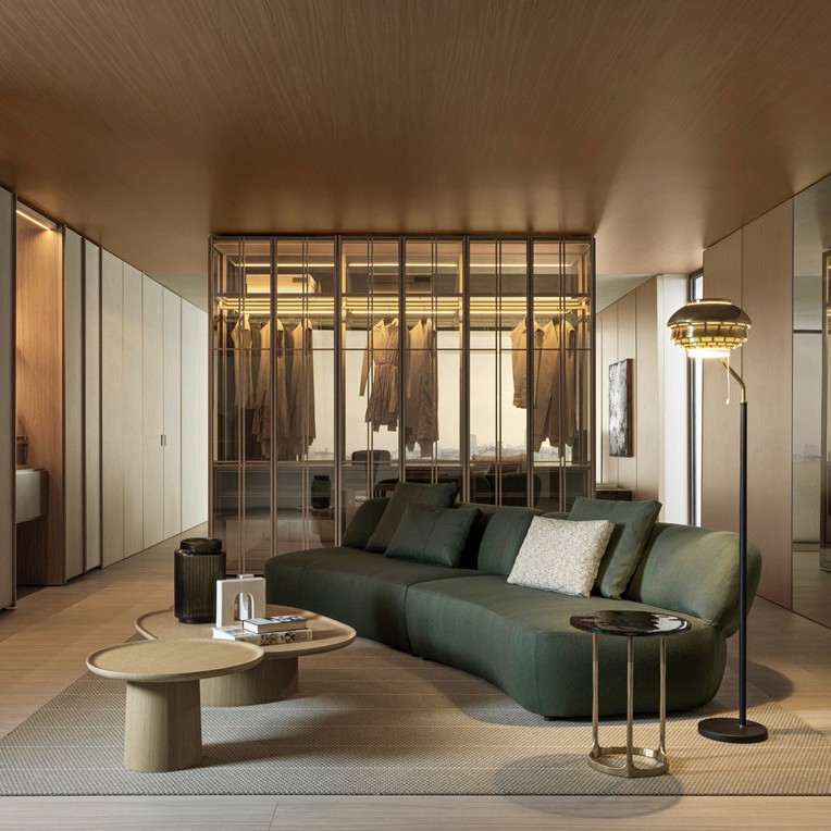 DD-18152 Walk-in Closets