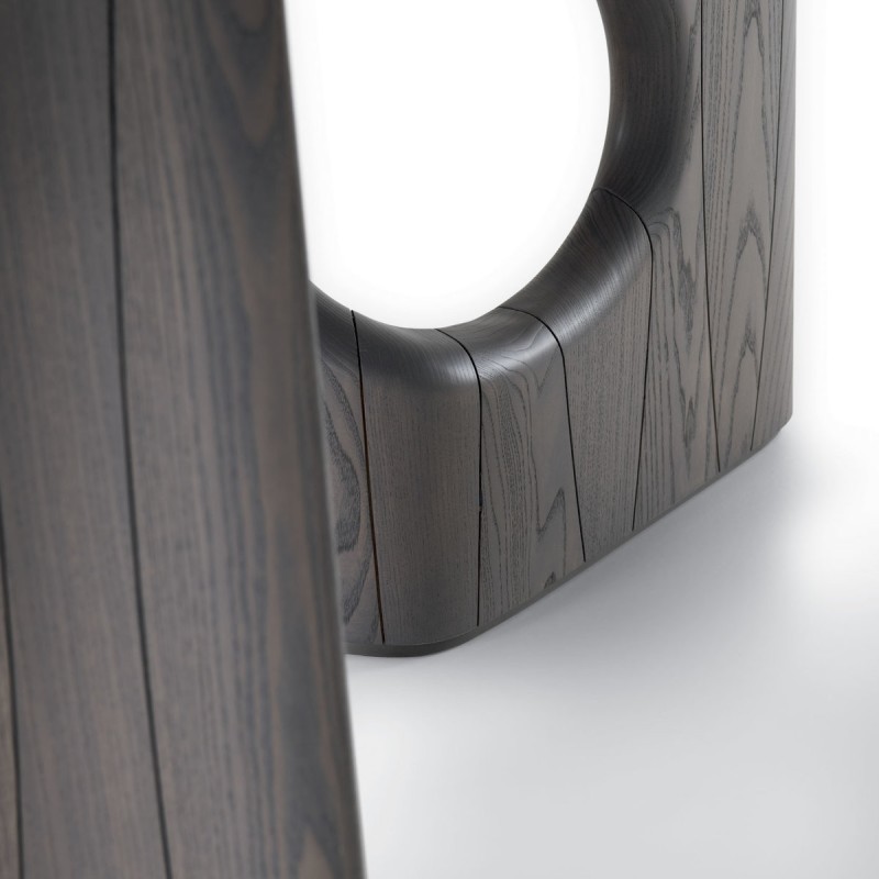 YUAN Dining Tables