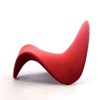 Artifort Fabric Tongue Chair