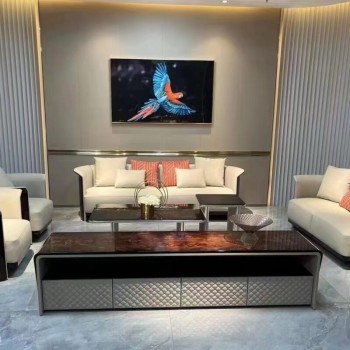 Bentley Living Room Sofa in Top Grain Cow Leather
