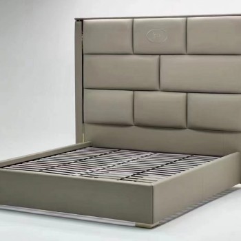 FENDI Bed Upholstered in Top Grain Cow Leather (XF-9059)