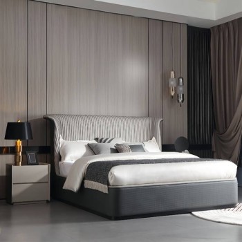 TURRI Bed Upholstered in Top Grain Cow Leather